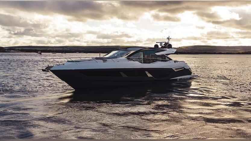 2024 Sunseeker PREDATOR 75 - PREMIUM