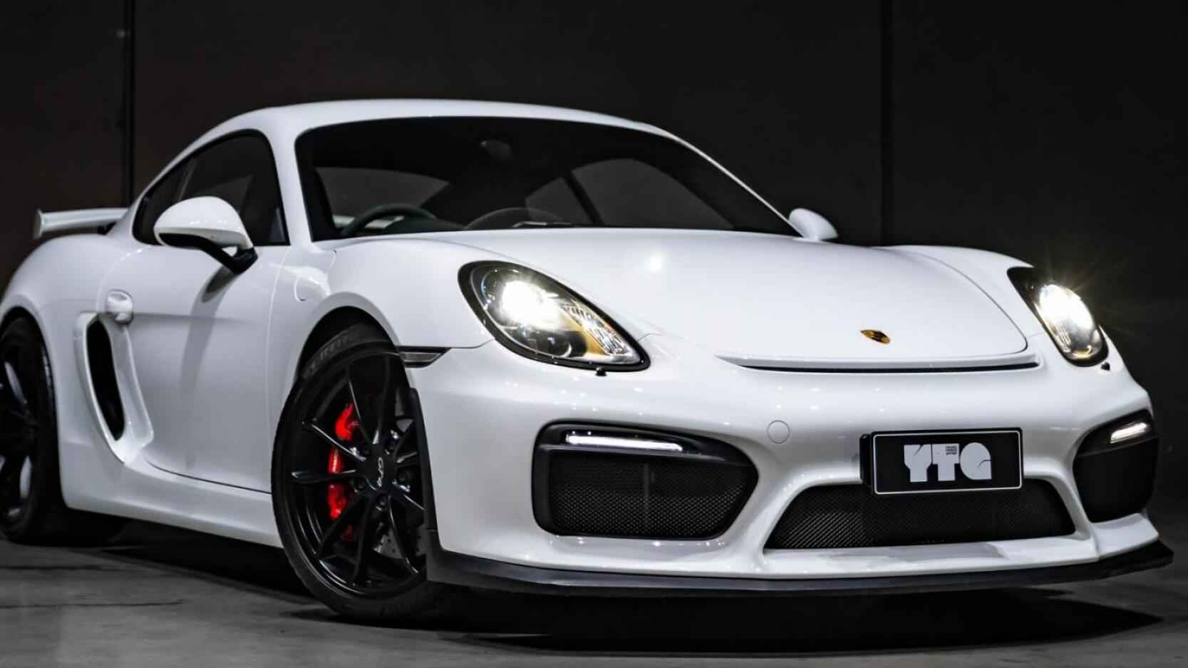 08/2016 Porsche Cayman GT4 - Carrara White/Black Leather/Alcantara