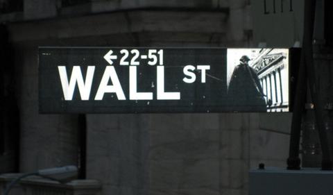 US benchmarks end week in the red amid volatile trade