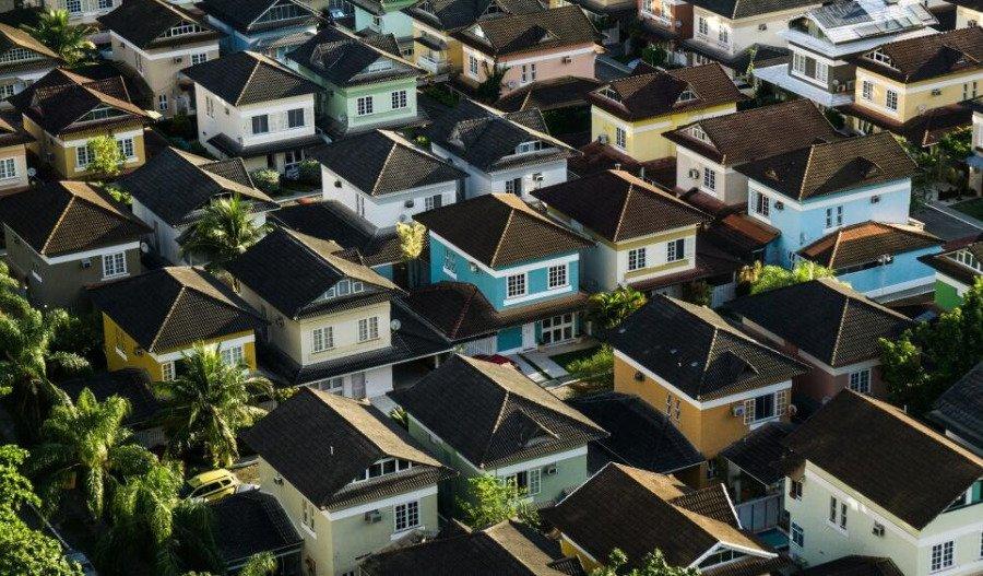 Housing ta