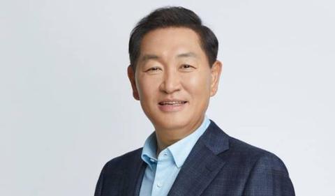 Samsung co-CEO Han dies, new appointee to lead