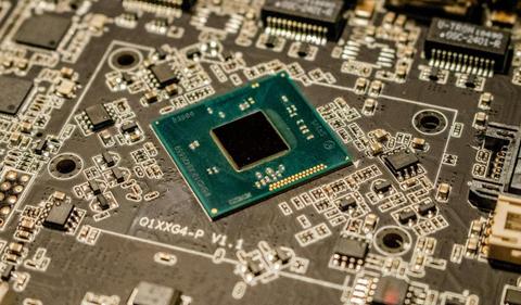 GlobalFoundries, UMC weigh merger to challenge TSMC