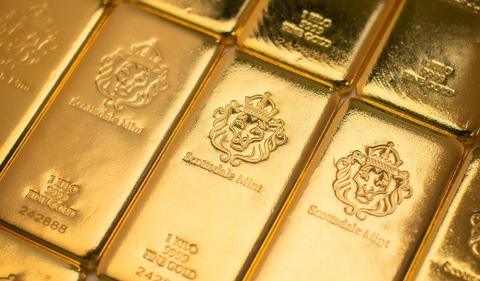 Gold steady amid BRICS summit, Trump-win talk