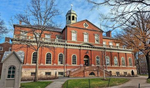 $2.2bn funding freeze for Harvard over Trump defiance