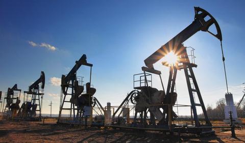 Markets: Oil rises amid persistent tariff concerns