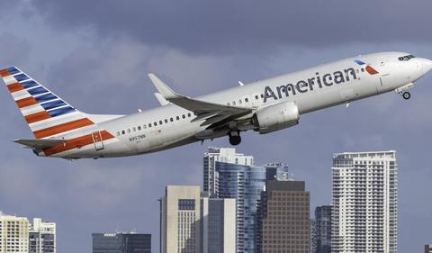 American Airlines beats revenue estimates; EPS declines