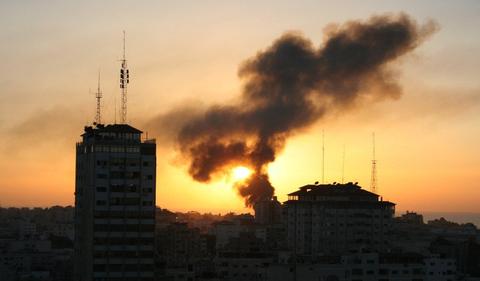 Israel weighs Gaza seizure in expanded offensive