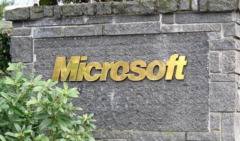 Microsoft tops Q1 estimates on robust cloud growth