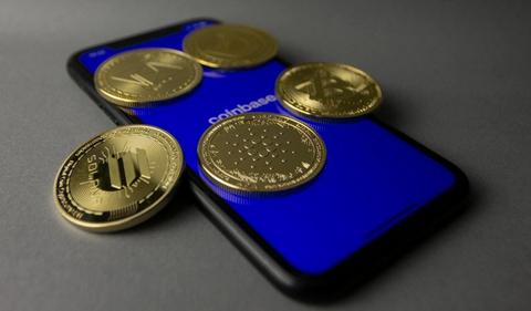 Coinbase enters S&P 500 as crypto markets pump