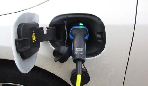 Hybrid sales booming, battery EVs have peaked: AAA