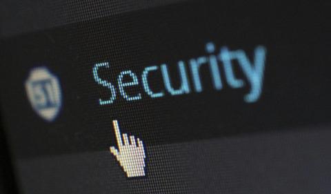 Employees still put company cybersecurity at risk: report