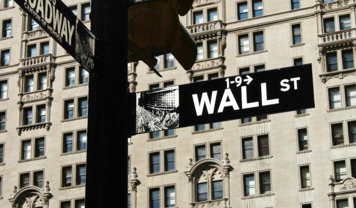 Wall St: S