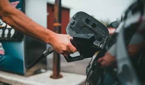 Australian petrol prices hit a three-year low, says ACCC