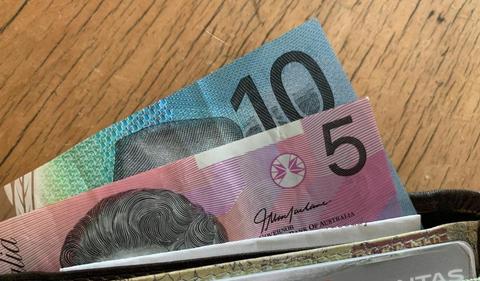 Most support accepting cash for essentials: survey