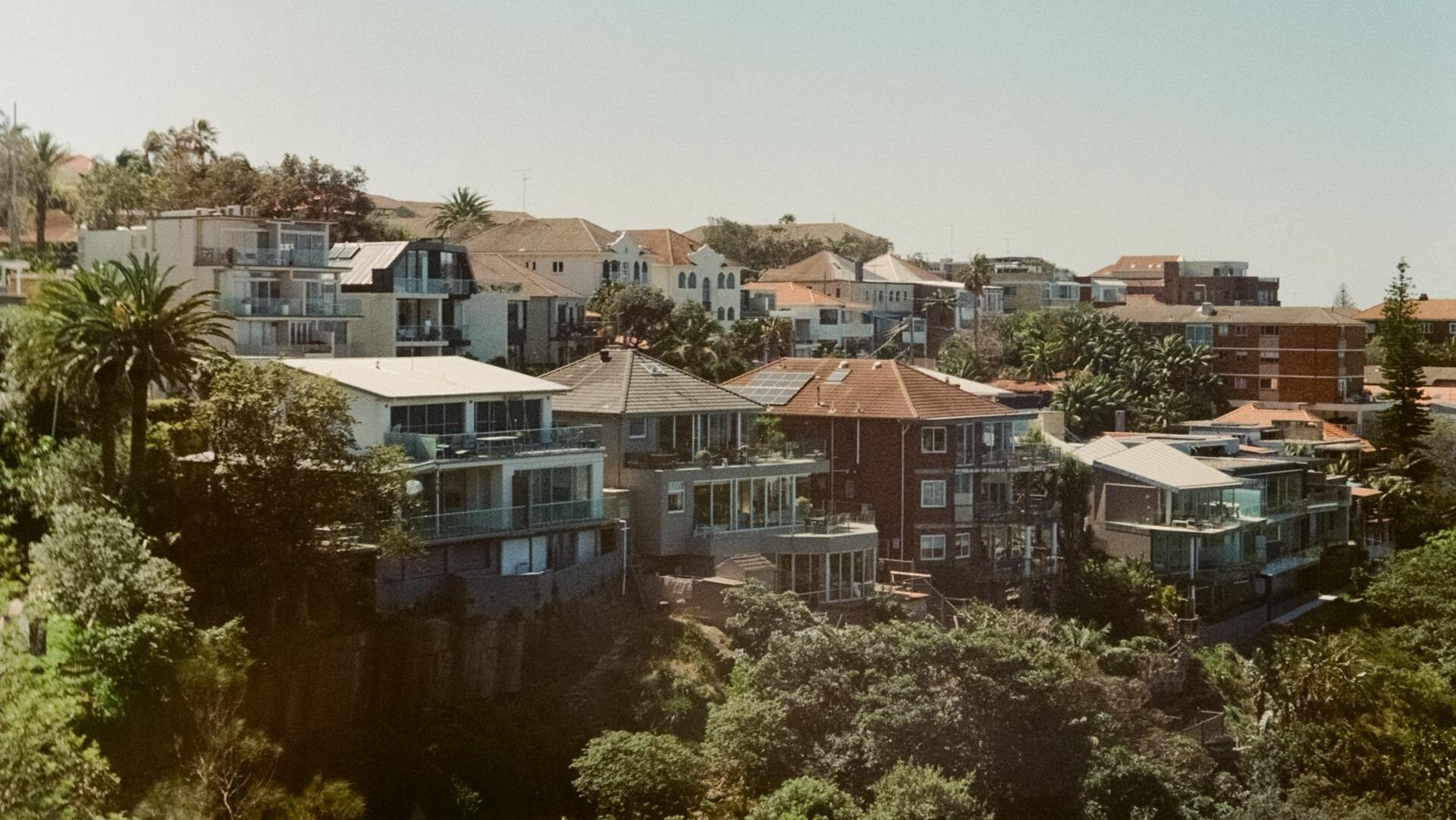 Building approvals pop 6.3%, apartments drive growth