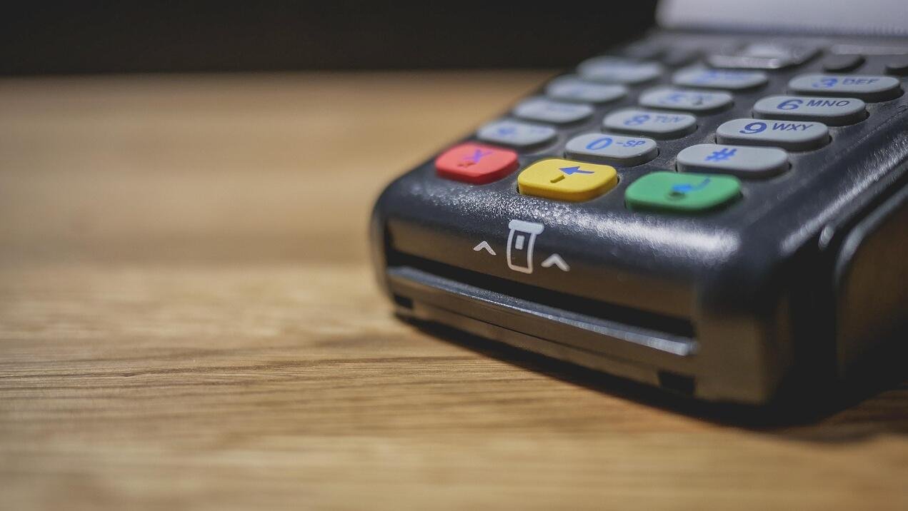 Tap and go forward: Two takeover offers for Smartpay