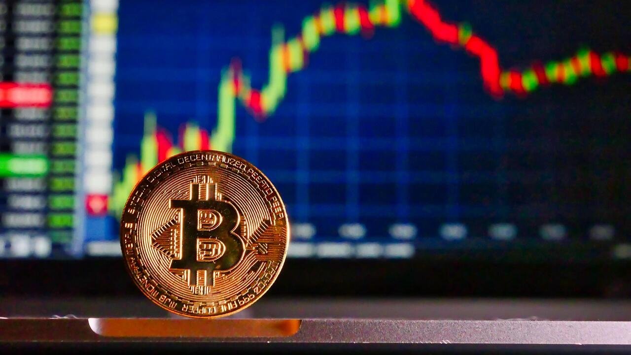 UK's draft crypto regulation legislation eyes US accord