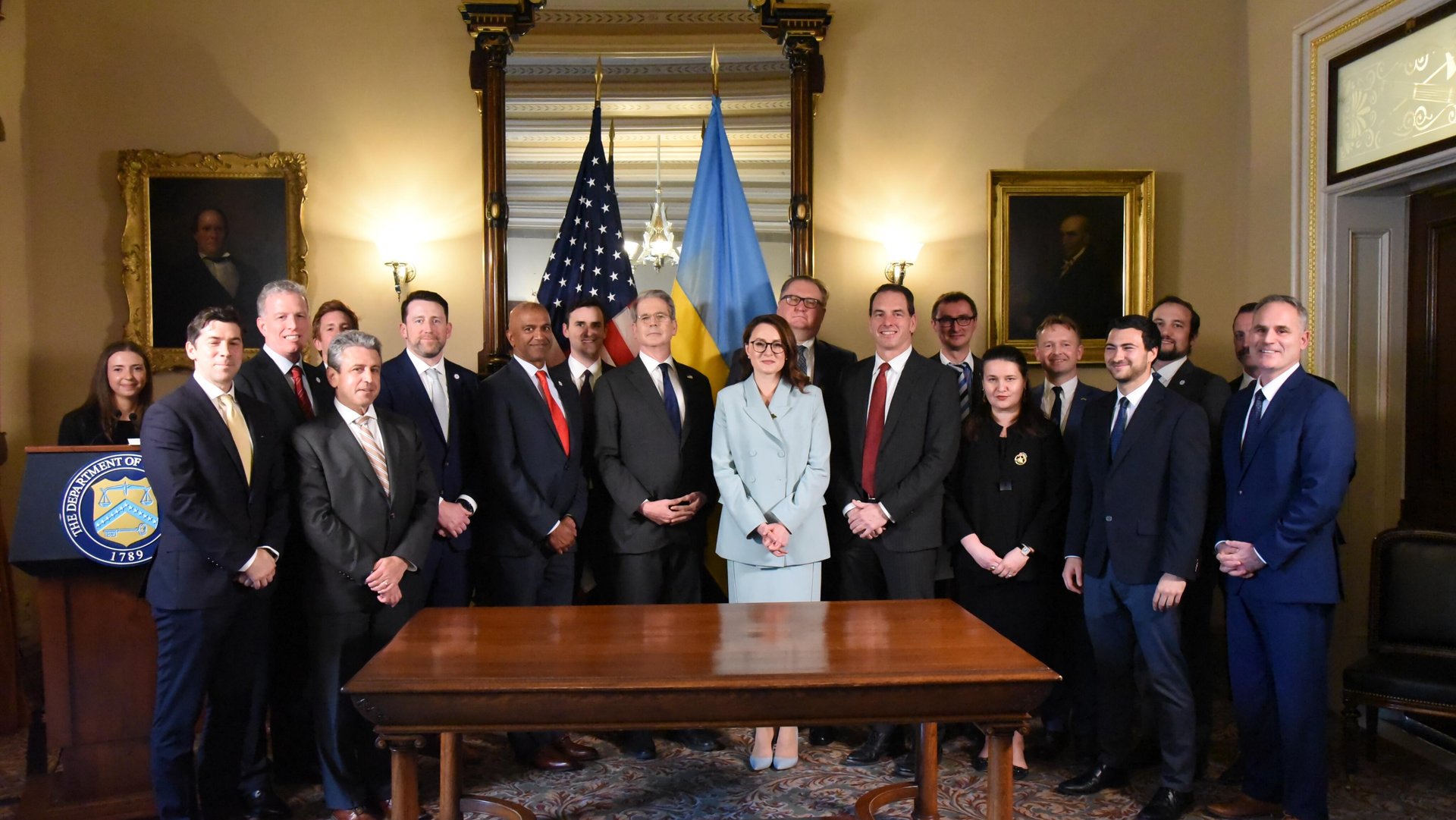 Fund: US, Ukraine sign minerals 'reconstruction' deal