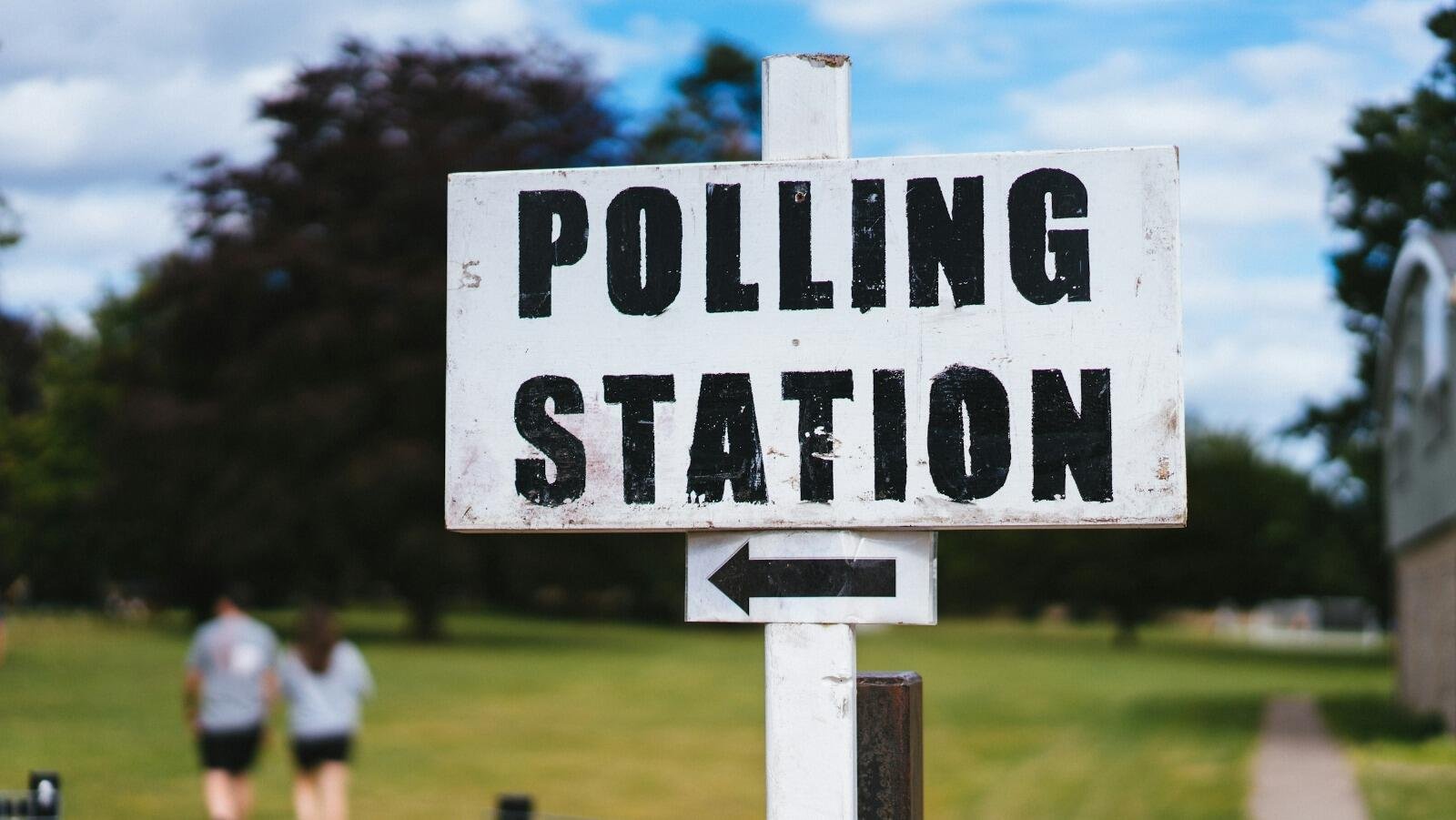 Labor and Greens do battle in key Australian seats