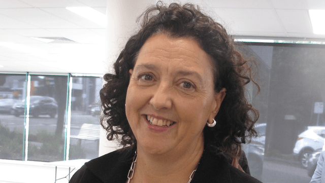 Independent pins coalition loss on climate policy void