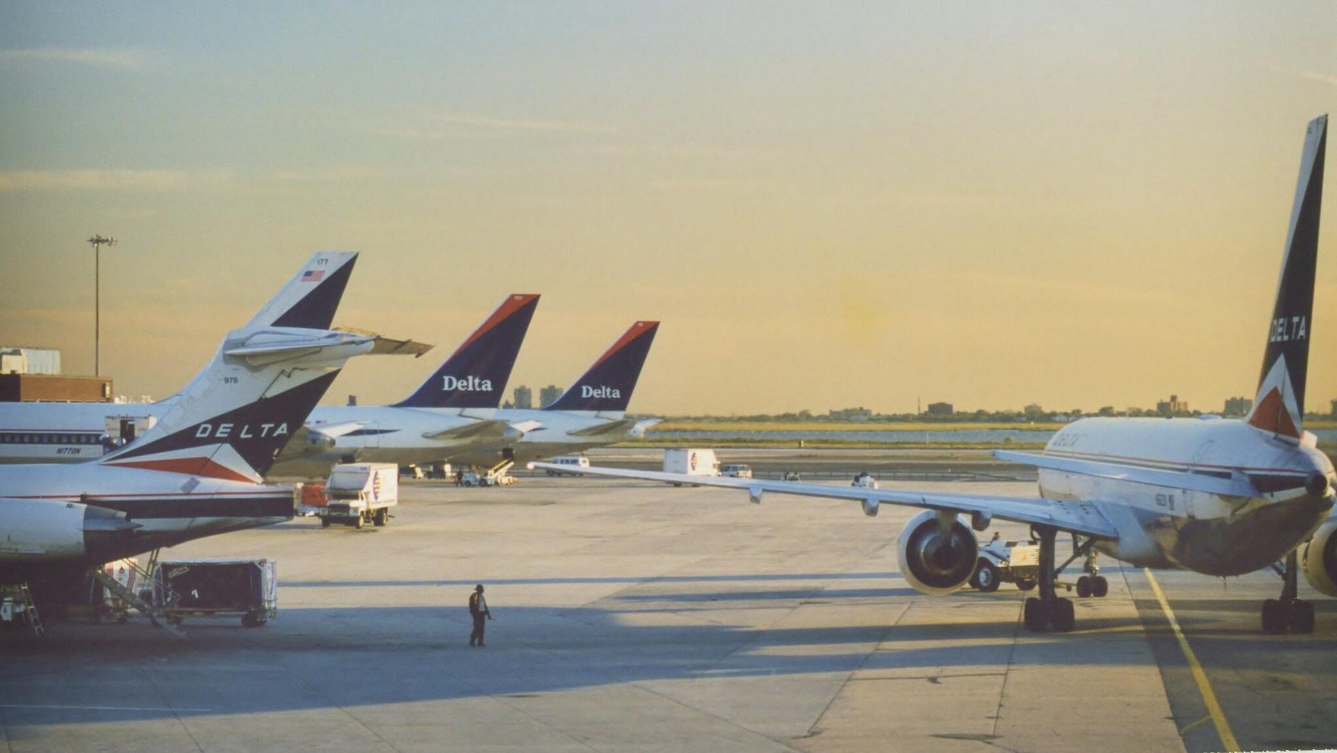 Delta must face lawsuit over July computer outage