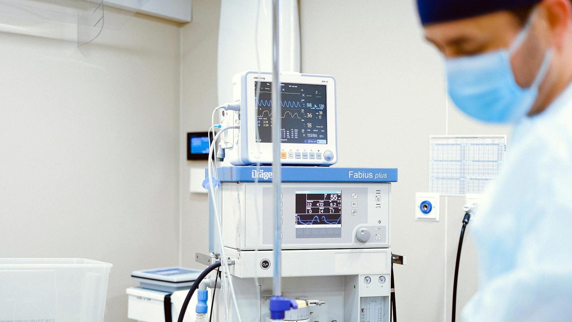 Australians pay competitive rates for surgeries: report