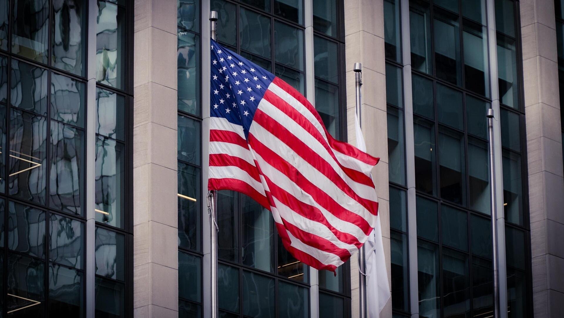 Rising debt causes US to lose last perfect credit rating