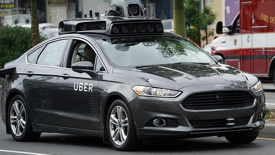 Uber says it's ready with driverless taxis for UK