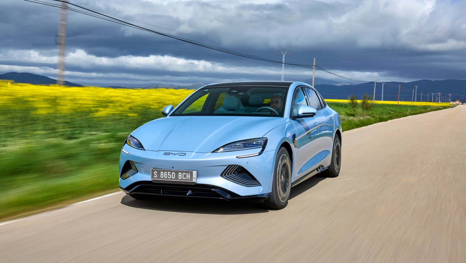 BYD retreats from record on aggressive EV price cuts