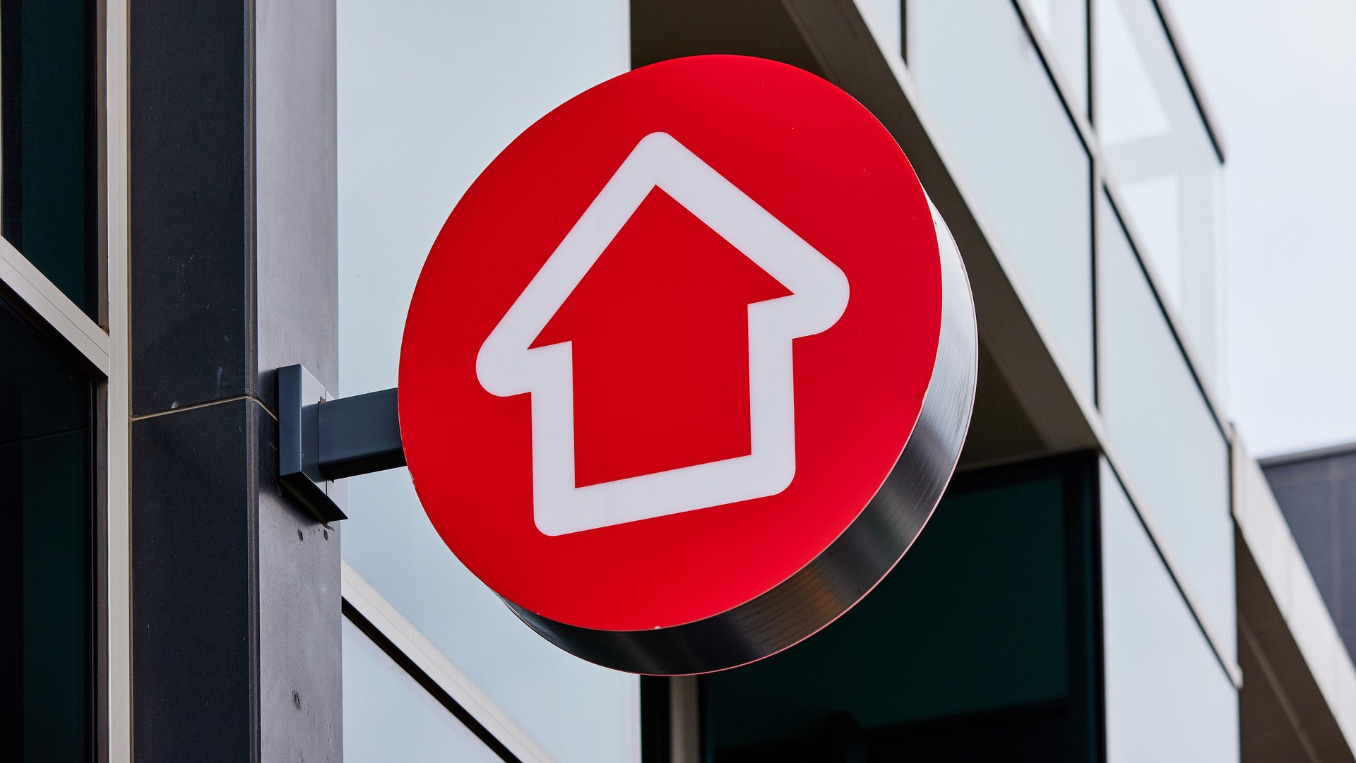 ACCC inquiry launched into REA Group real estate pricing