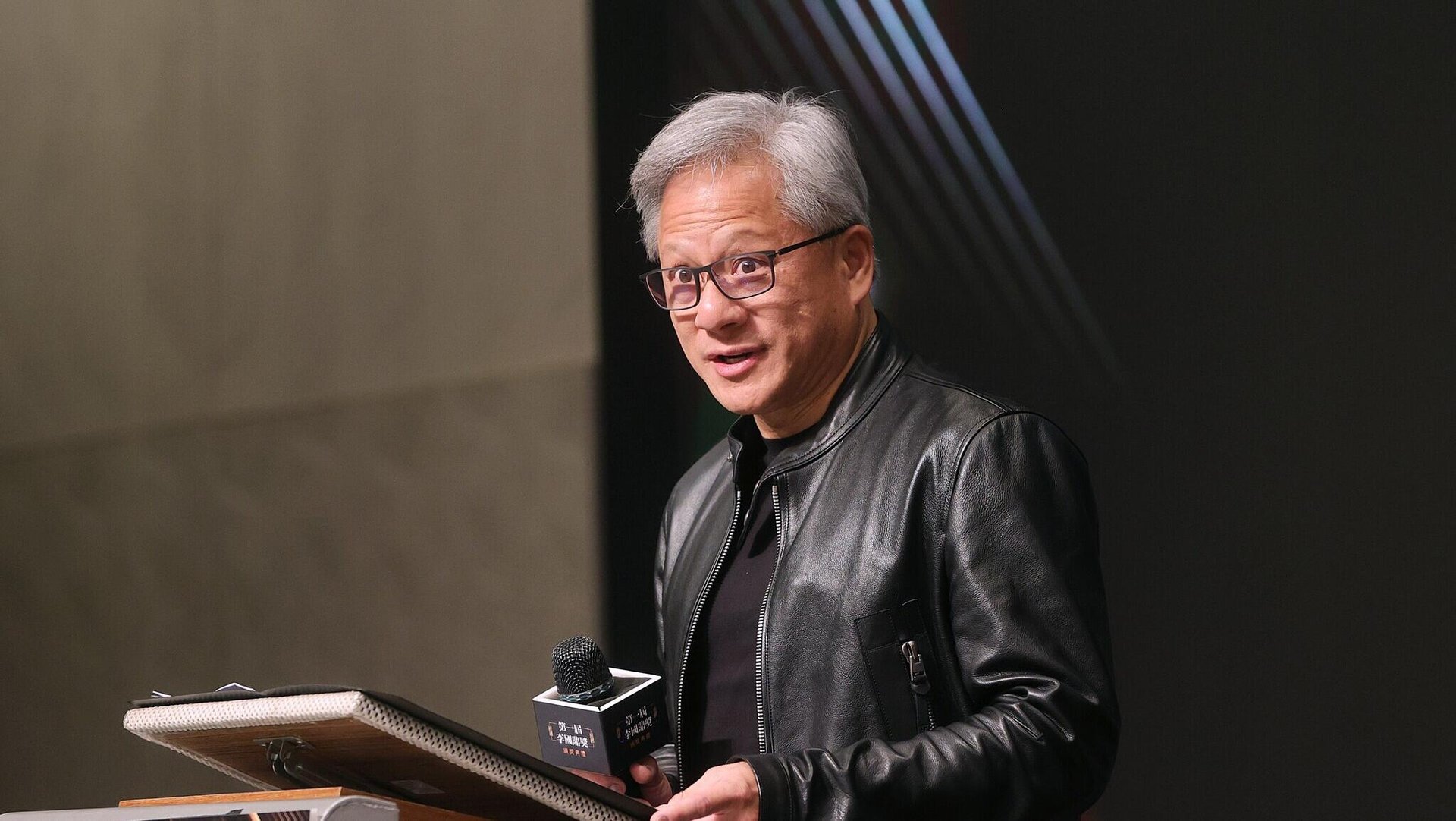 Nvidia stock beats forecasts despite chip restrictions