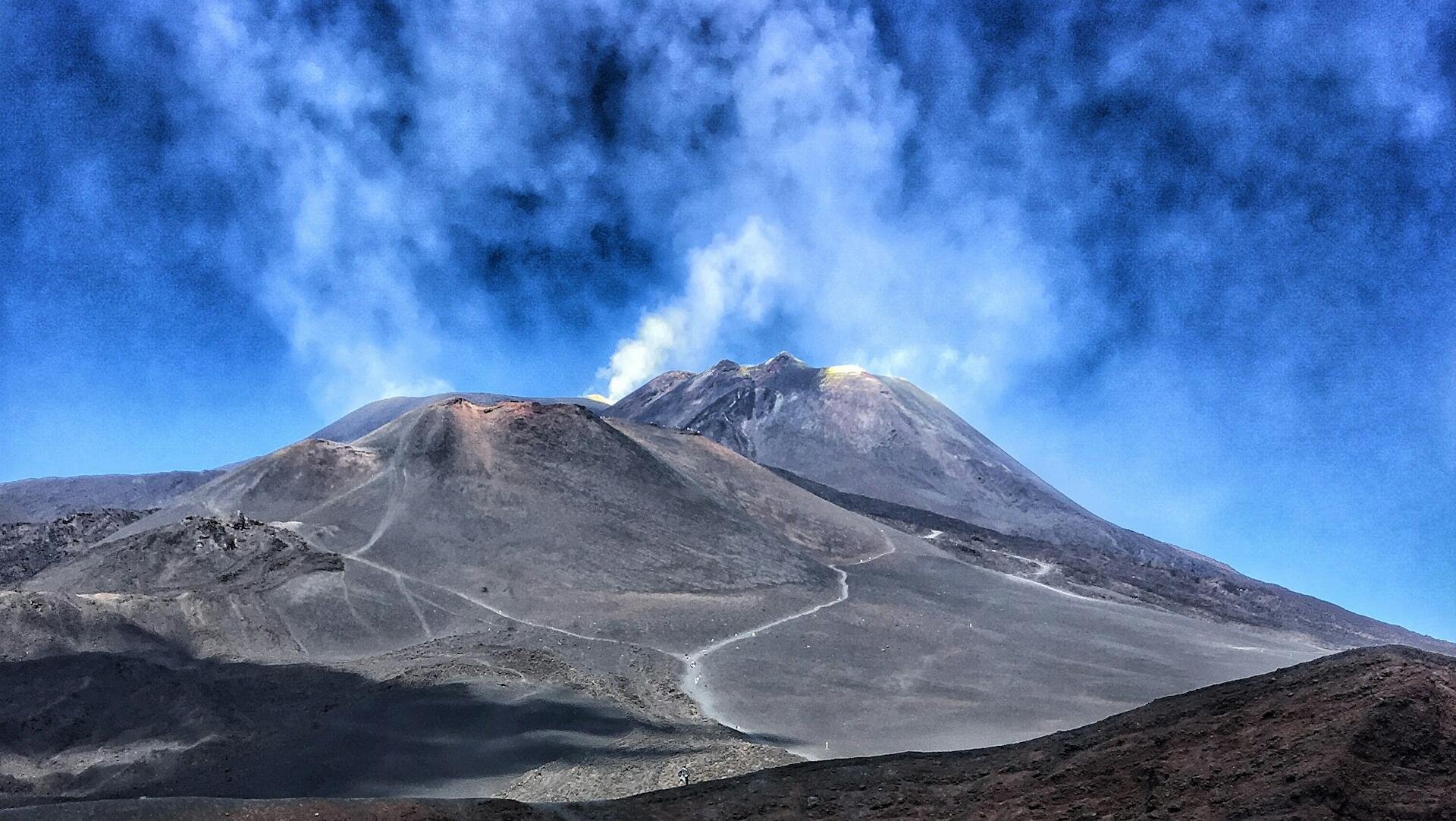 Mt Etna erupts in Italy, 5km ash cloud spews into sky