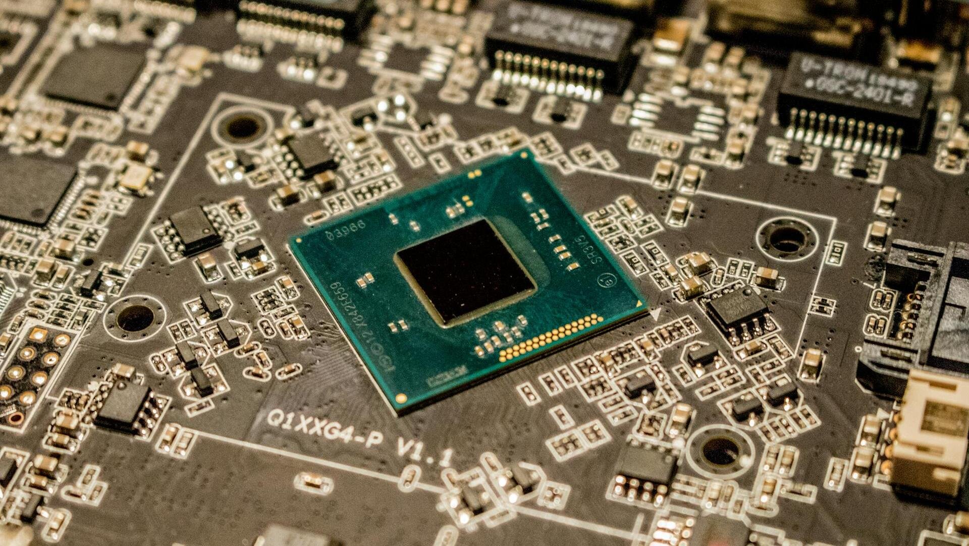 Broadcom beats estimates with AI semiconductor growth