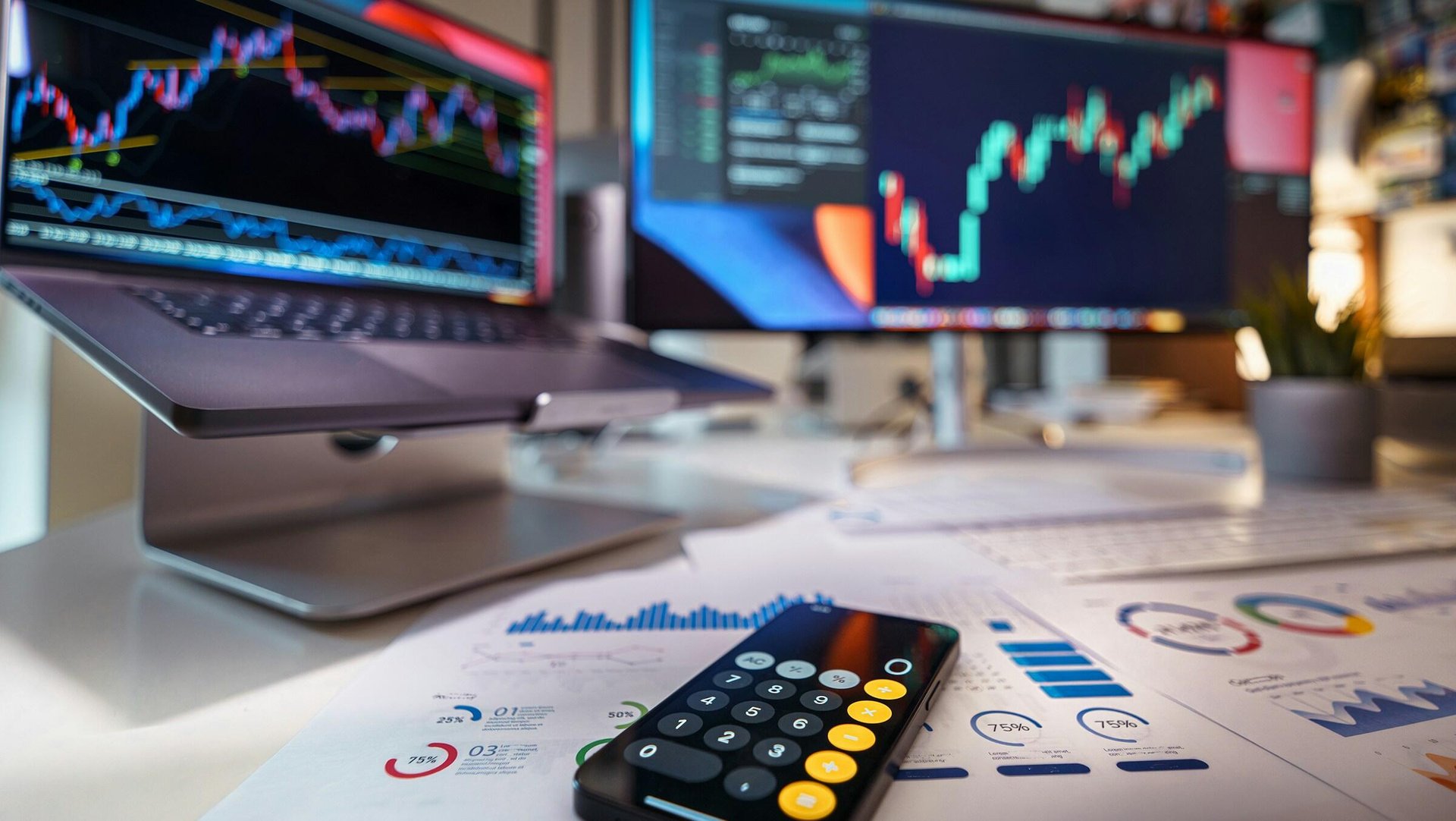 Trading floor: Ora Banda tanks; EBR, Coronado surge