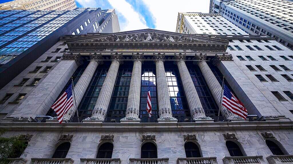 US stock futures steady after Dow breaks 42,000 milestone