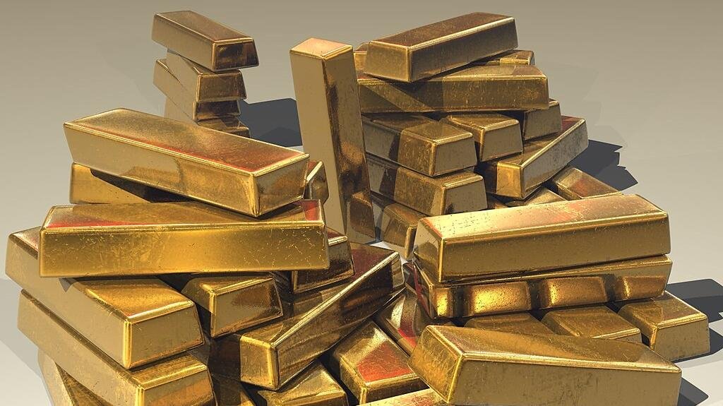 Gold touches fresh records as Middle East tensions escalate