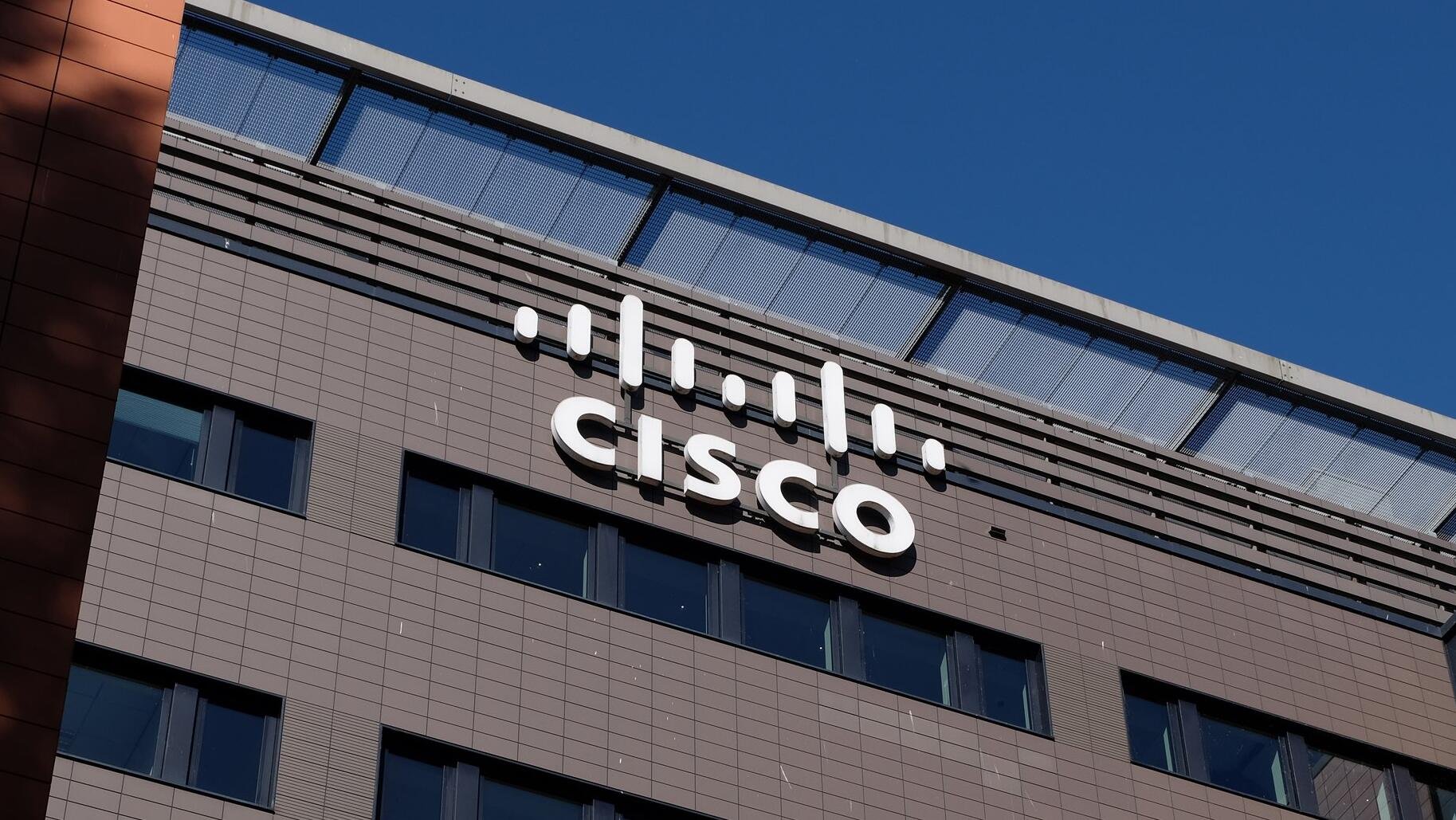 Cisco earnings meet guidance despite YoY declines