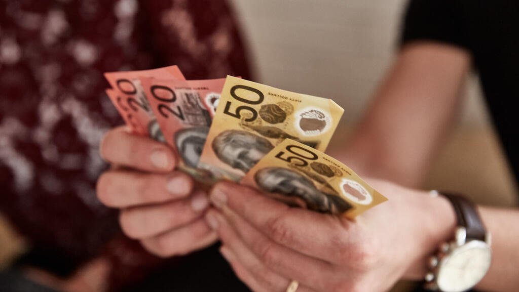 Govt to essential businesses: must take cash from 2026