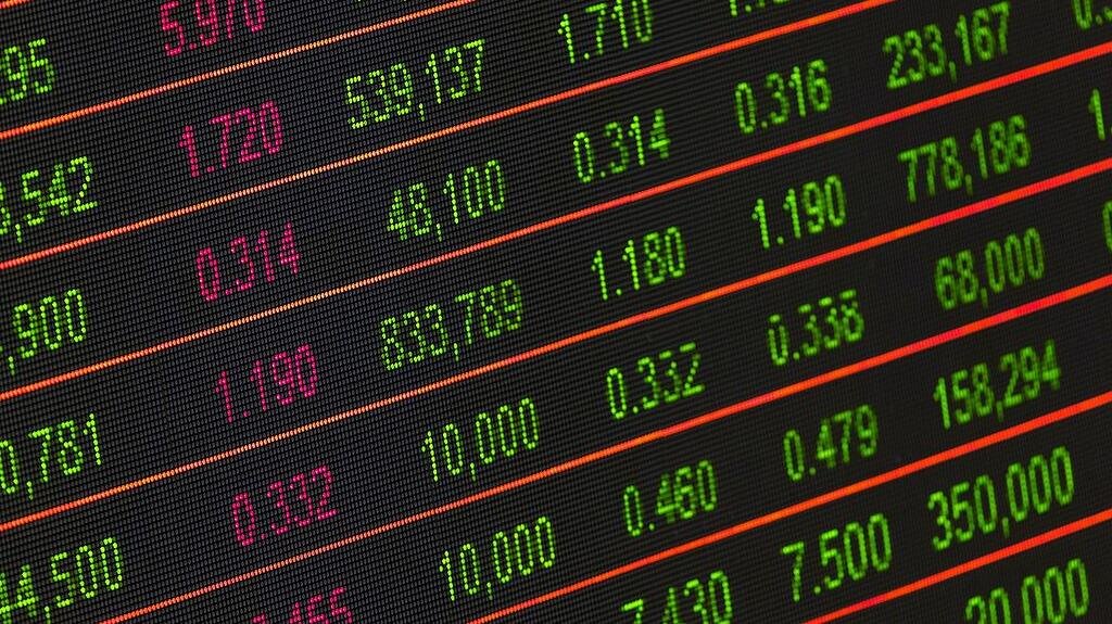 ASX 200 finishes at all-time highs; Star plunges 44%