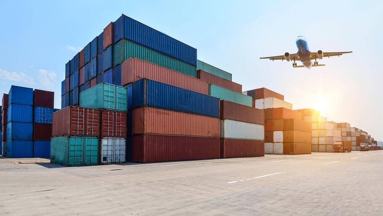 Mixed APAC markets as Japan exports outshine forecast