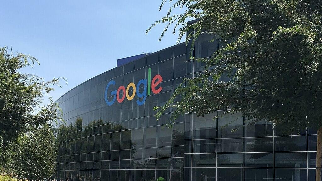 Google invests $1bn in Thailand to build data centre