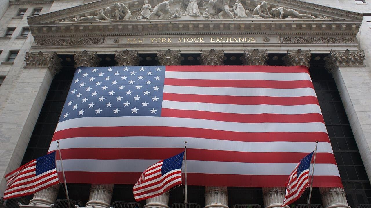 US stocks fall amid intensifying Middle East tensions