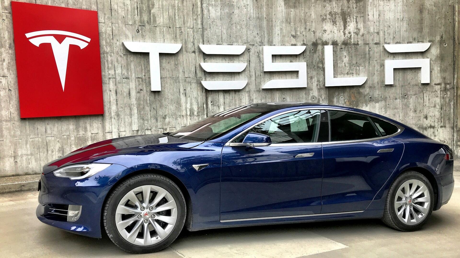 Tesla misses Q3 delivery estimates amid slowing demand