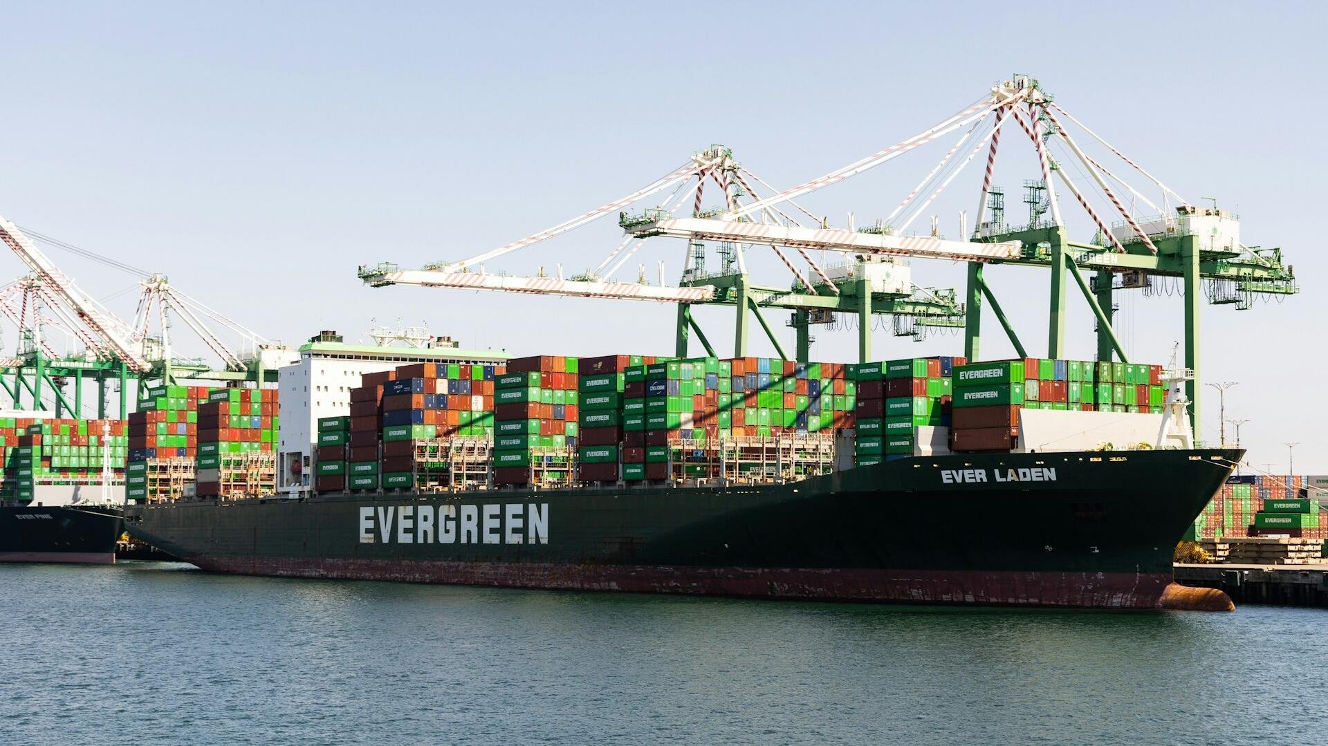 US port strike worsens as costs surge for shippers