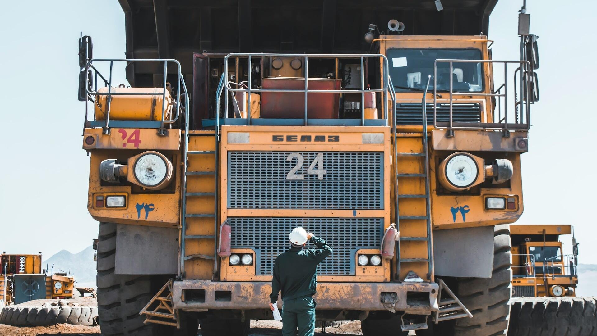 Weak China stimulus punches hole in budget, iron ore