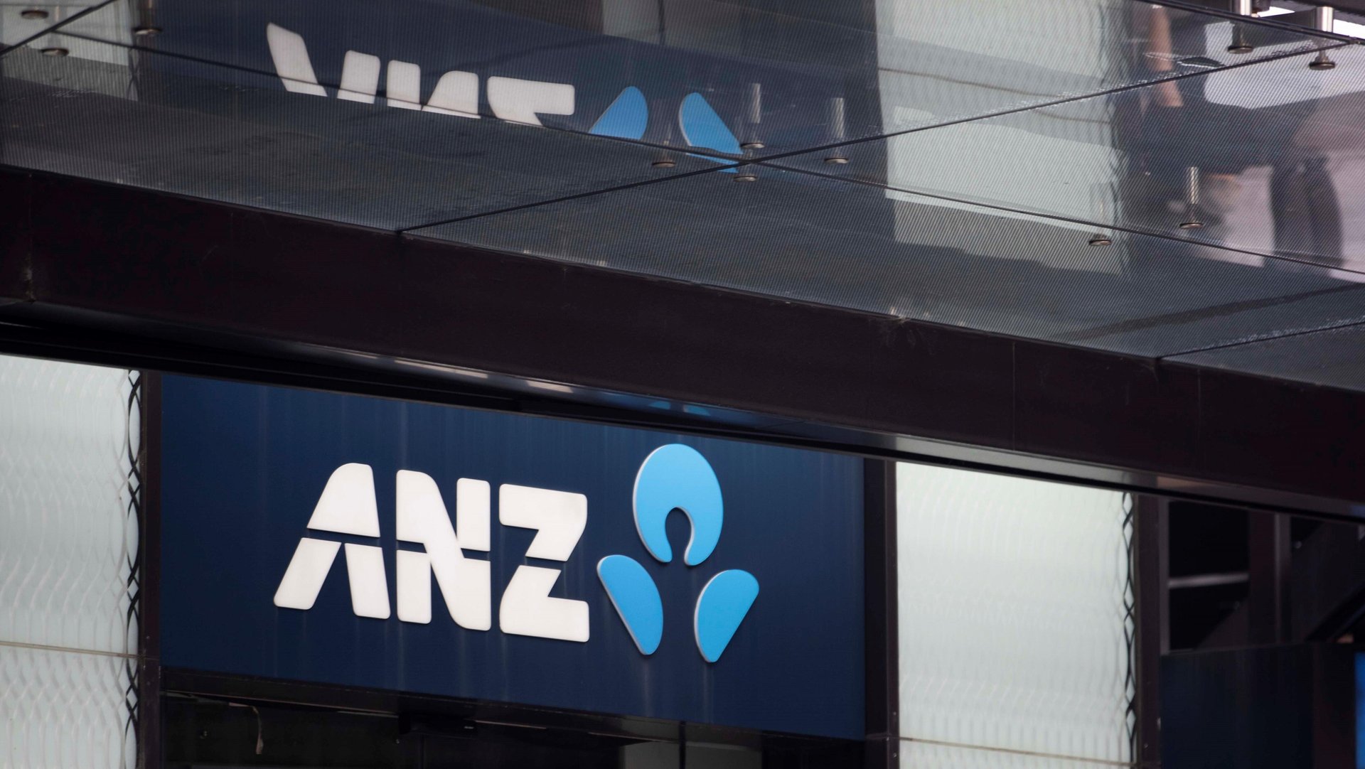 ASIC quiet on ANZ dead customers' fees investigation