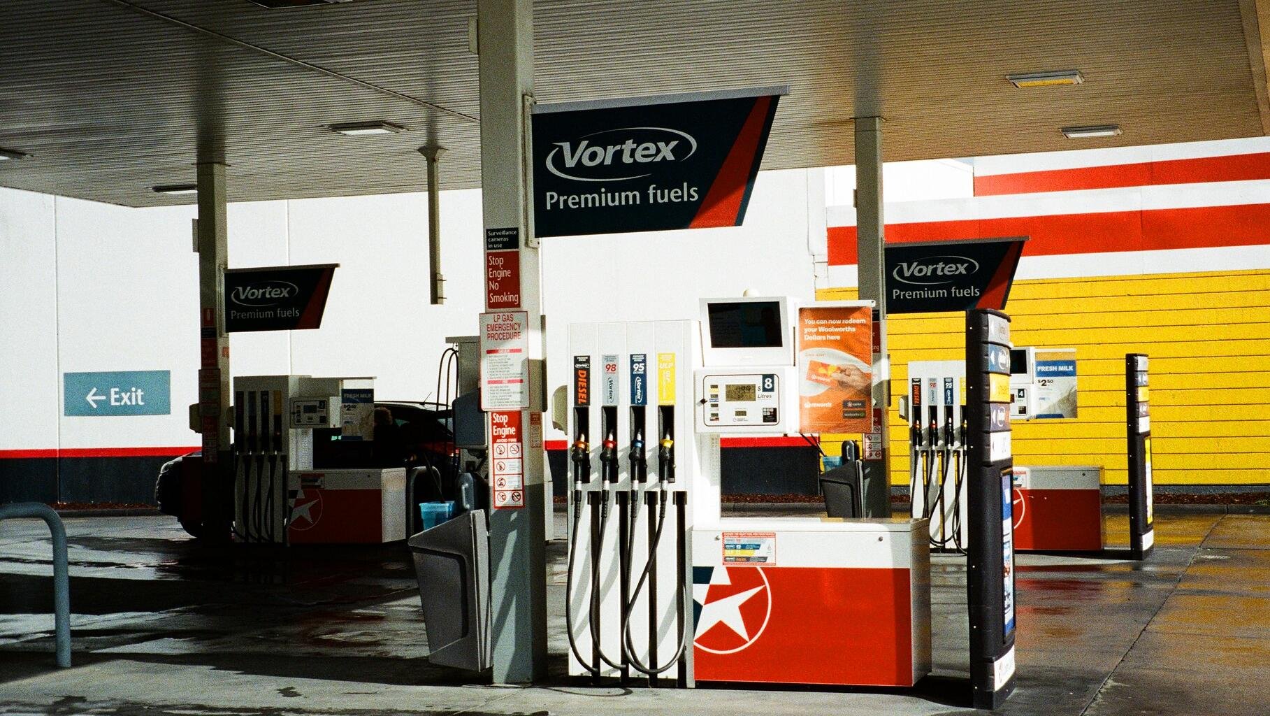 NRMA calls for investigation into petrol price cycles