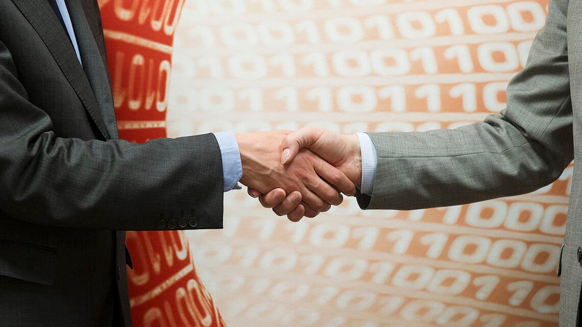 Employment Hero expands into Canada, acquires Humi