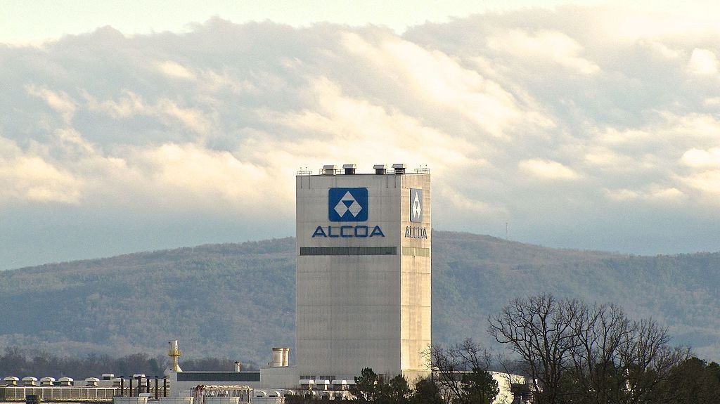 Alcoa rises on $1.6 billion stake sale in Saudi mining JV